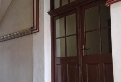 Apartament în casă monument istoric, zonă centrală – Sighișoara - 2