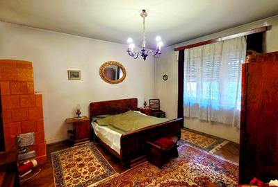 Apartament 3 camere parter in vila plus garsoniera demisol si curte. - 6