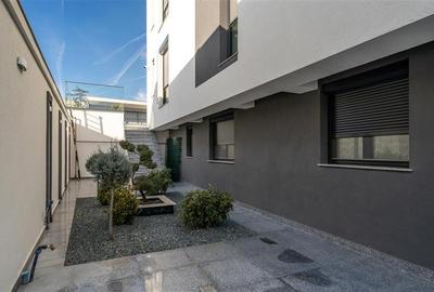 CERNICA,VILA INDIVIDUALA,5 CAMERE,453 MP,TEREN 587 MP,PISCINA,DESCHIDERE LAC - 17