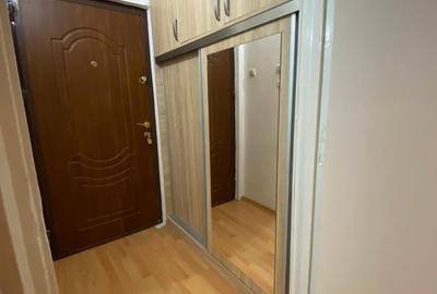 Dristor, garsoniera, 1 minut metrou, etaj 2, AC, renovata, libera - 7