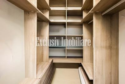 Vedere Frontala la Mare si Plaja la Picioare - Apartament cu Parcare Privata - 20