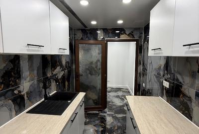 Apartament 3 camere semidecomandat de vânzare - 2