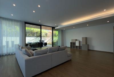 4 Camere 150m | Jean Monett | Moliere  Primaverii | Gradina - 2