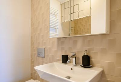 De inchiriat - Apartament 2 camere Cloud 9 - 61 mp - decomandat + loc de parcare - 18
