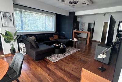 Apartament cu 3 camere decomandat, mobilat în Barbu Văcărescu