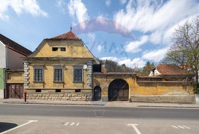 Casă / Vilă cu 3 camere parte din proiectul Muzeul Caselor Nespuse - 2