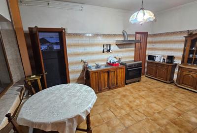 DEMOCRATIEI-Value Center-casa 259 mp , ter 532mp - 235000 euro - 19