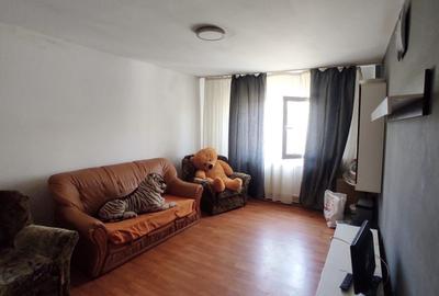 Apartament 3 camere - zona CET/Anda - 99.000 euro (Cod E11) - 2