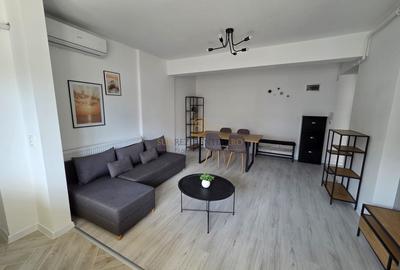 Apartament cu 2 camere decomandat, mobilat în Sud
