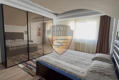 3 camere 180 mp + Parcare privata. Peninsula, Centrul Vechi, Piata Ovidiu - 13