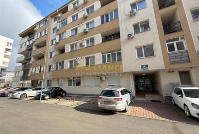 Apartament cu 2 camere decomandat, mobilat în Apărătorii Patriei