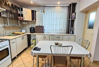 Apartament 3 camere Fortuna etaj 2 cu balcon 16 mp - 11