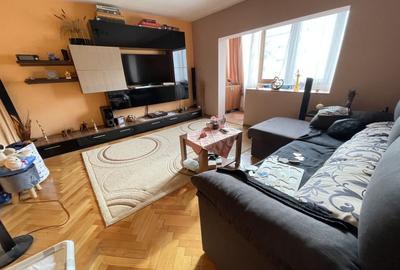 Apartament cu 3 camere decomandat, mobilat în Matei Basarab