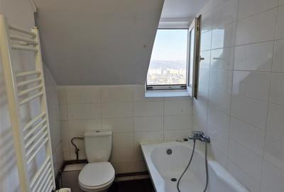 Apartament cu 3 camere de vanzare - 12