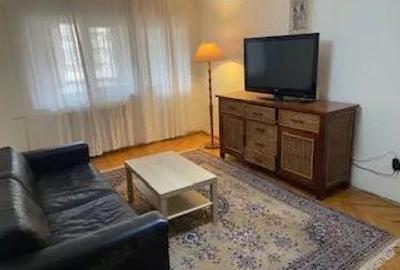 Apartament cu 3 camere decomandat, mobilat în Unirii