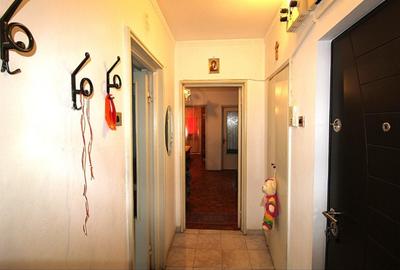 Privat ofer spre vanzare apartament 3 camere - 2