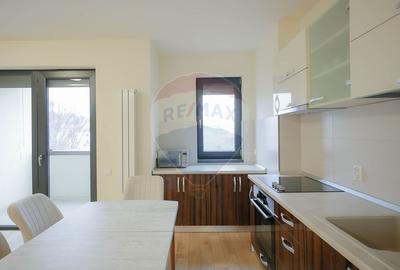 Apartament cu 2 camere de vânzare, ultracentral, Parcul Petőfi Sándor - 3