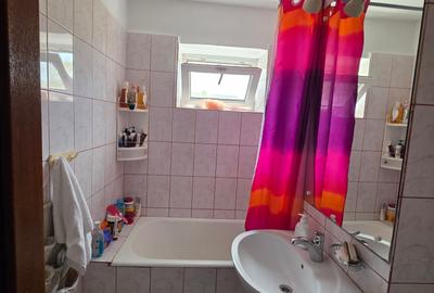 Scoala 30 - apartament cu 4 camere, decomandat - 9