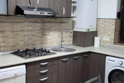 Apartament cu 3 camere semidecomandat, mobilat în Sebastian