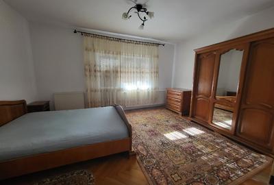 Casă monumentală pe 3 nivele, 5 camere, garaj și curte generoasă – Zona Decebal - 14