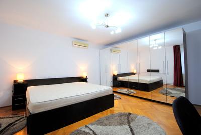 Apartament cu 3 camere de închiriat în zona Complex Studentesc - 1