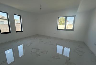 Casa individuala, parter, 4 camere+ parcare,+ curte proprie 380 mp, - 14