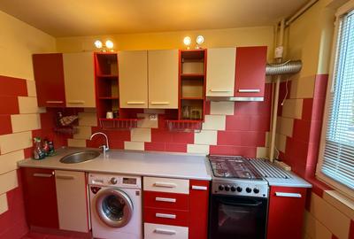 3 camere renovat – Piața Reșița - Aleea Reșița – Parter cu balcon - 14