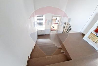 CHIRIE - Casă  4 camere , curte ,  zona LPS - 7