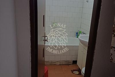 Apartament compartimentat cu 2 garsoniere-parter-Zona Policlinica - 6