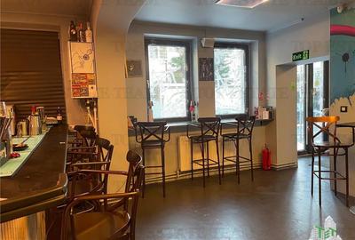 Ocazie! Spatiu comercial generos 93 mp cu foisor 50 mp zona selecta, parc Carol - 1