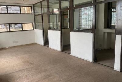 INCHIRIERE SPATIU COMERCIAL/CLINICA MEDICALA/RESTAURANT/ - 4