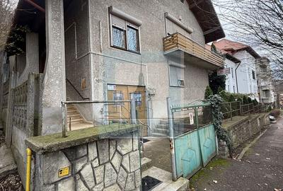 CASA/VILLA Individuală , teren 560 mp, D+P+E+pod-zona Centrul Istoric - 2