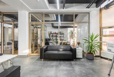 Hale depozitare/productie + Cladire de birouri | Teren 4213 m.p. | Tunari - 23