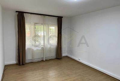 Apartament cu 3 camere de vanzare in Zorilor!