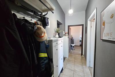 Apartament 2 camere, decomandat, etaj 2 din 2, cu pod, zona Aeroport, comision 0 - 8