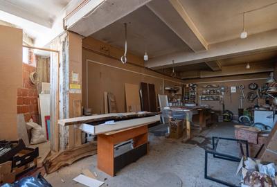 Spatiu Comercial, cu depozit, locuri de parcare, Iosia - 5
