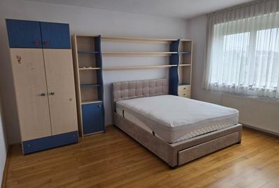 Apartament de închiriat, 5 camere, 150 mp, Andrei Mureșanu zona Becaș - 2