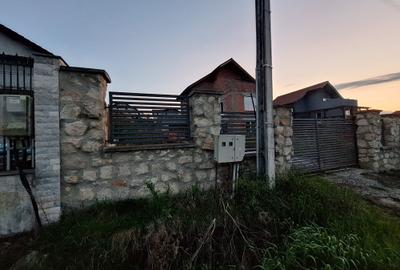 Casa de vanzare Campenesti,suprafata utila 200mp,teren 1000mp. - 10