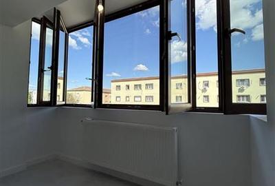 Decomandat cu 2 băi și 2 balcoane, renovat complet nou - 3