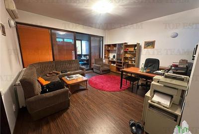 Apartament cu 2 camere nedecomandat în Pajura