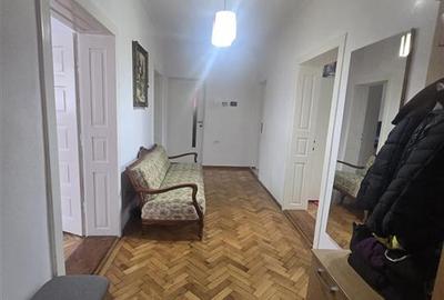 Casa cu 3 camere Str Negoiu Fagaras - 6