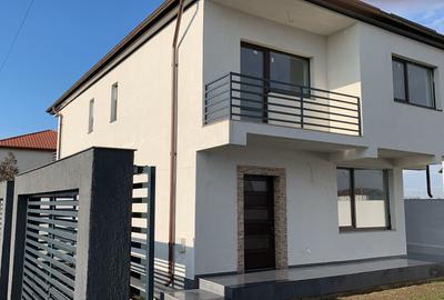 Vila noua, la cheie, langa Cartierul Florilor, sector 5 - 1