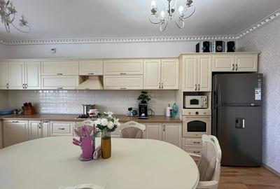 Vilă cu 7 camere, P+E, Piscină, 1102mp teren, Dealuri, Oradea. - 4