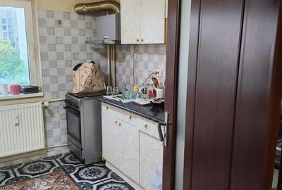 Drumul Sarii Al. Botorani 3 Camere Decomandat bloc 1989 et. 3, 76mp - 7