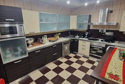 De vanzare vila deosebita, Prelungirea Ghencea/Cartierul Latin - 1