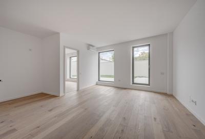 Apartament cu 4 camere semidecomandat în Timpuri Noi