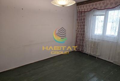 Vanzare ap 2 camere Emil Racovita stradal etaj 4/10 decomandat fara imbunatatiri - 1