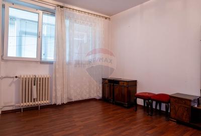 Apartament cu 3 camere decomandat  - Soseaua Pantelimon - 13