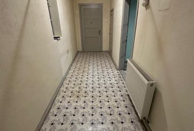 Apartament 3 camere - 95 mp - etaj 1 - zona Centrala - 9 Mai - 12