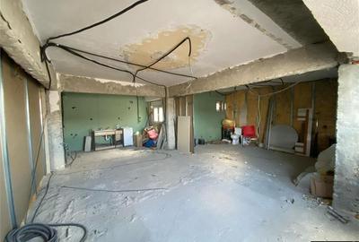 Apartament 3 camere - 875e/mp - 1
